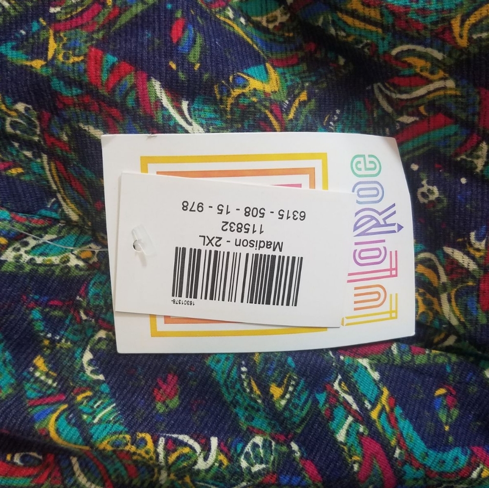 Lularoe Madison Pleated Skater Skirt Sz 2XL - Picture 7 of 7